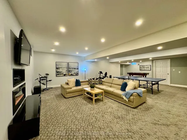 Additional image 29 of 319 Henderson Rd