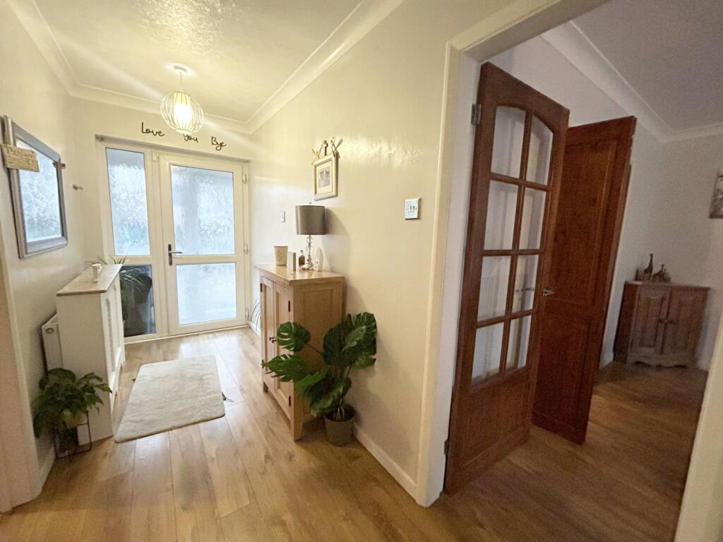 Additional image 7 of Pear Tree Crescent, Shirley