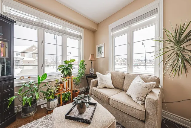 Additional image 11 of 1 Little Britain Cres