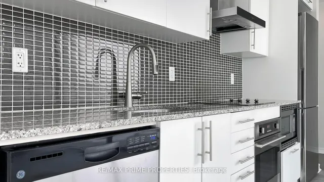 Additional image 11 of 352 Front St Unit 1116