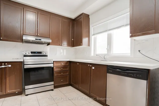 Additional image 16 of 7 Berringer Grve