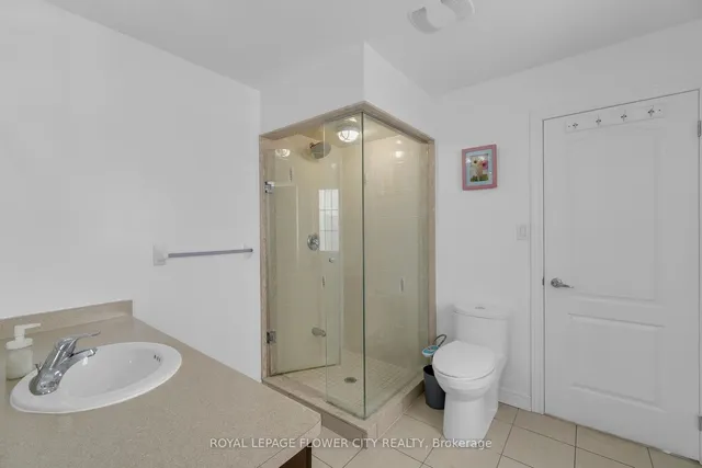 Additional image 30 of 22 Vanwood Cres