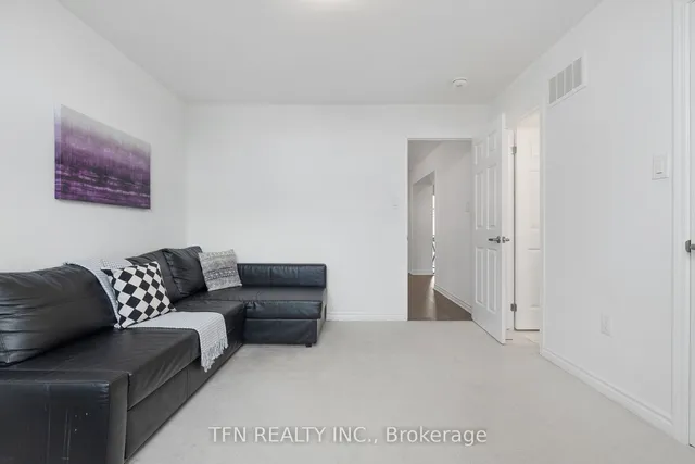 Additional image 17 of 541 Kennedy Circ