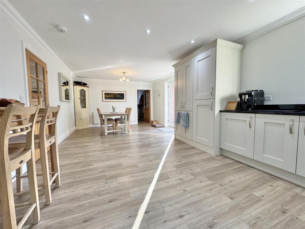 Additional image 26 of Boltongate