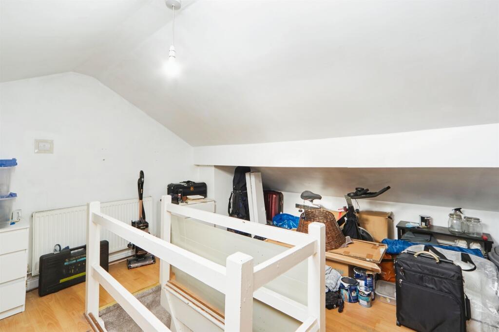 Additional image 12 of New Line, BRADFORD