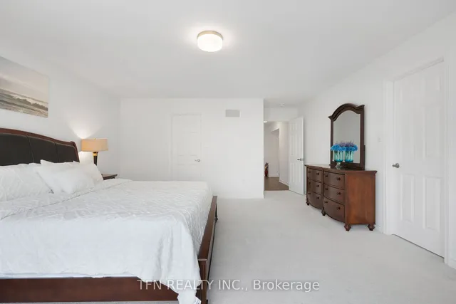 Additional image 13 of 541 Kennedy Circ