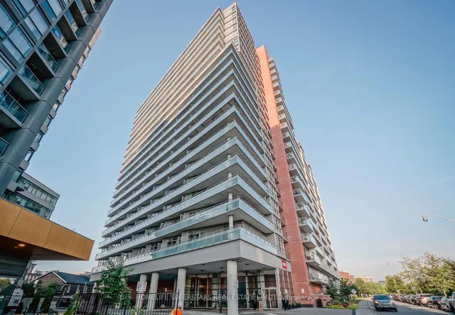 38 Joe Shuster Way Unit 725