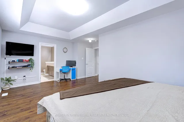 Additional image 24 of 22 Nightland Crt