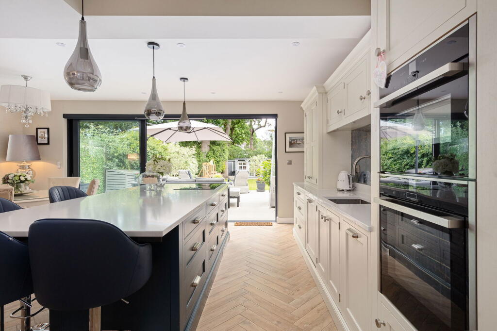 Additional image 13 of Hayes Chase, West Wickham, BR4