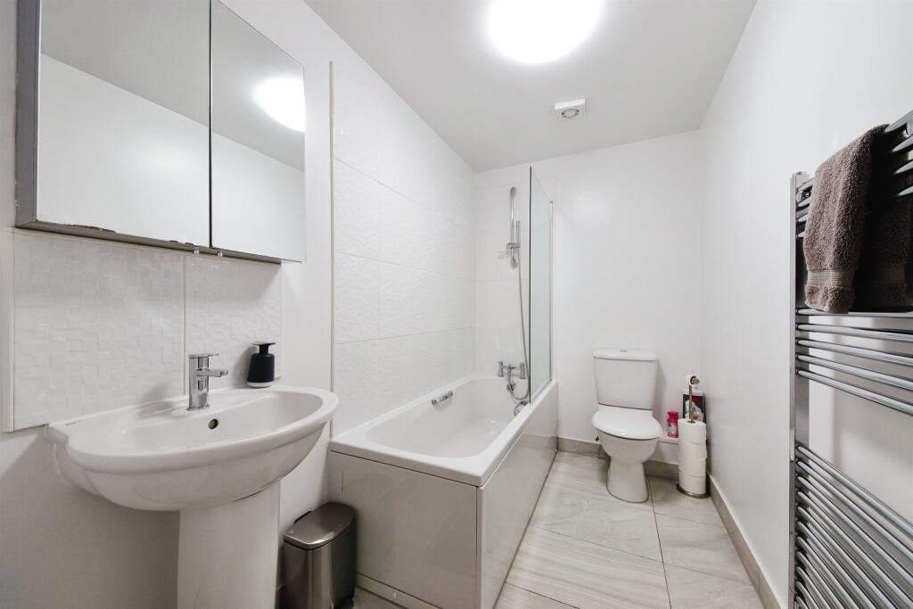 Additional image 7 of New Imperial Crescent, BIRMINGHAM