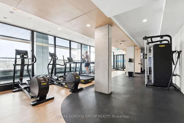 Additional image 33 of 2720 Dundas St Unit 423