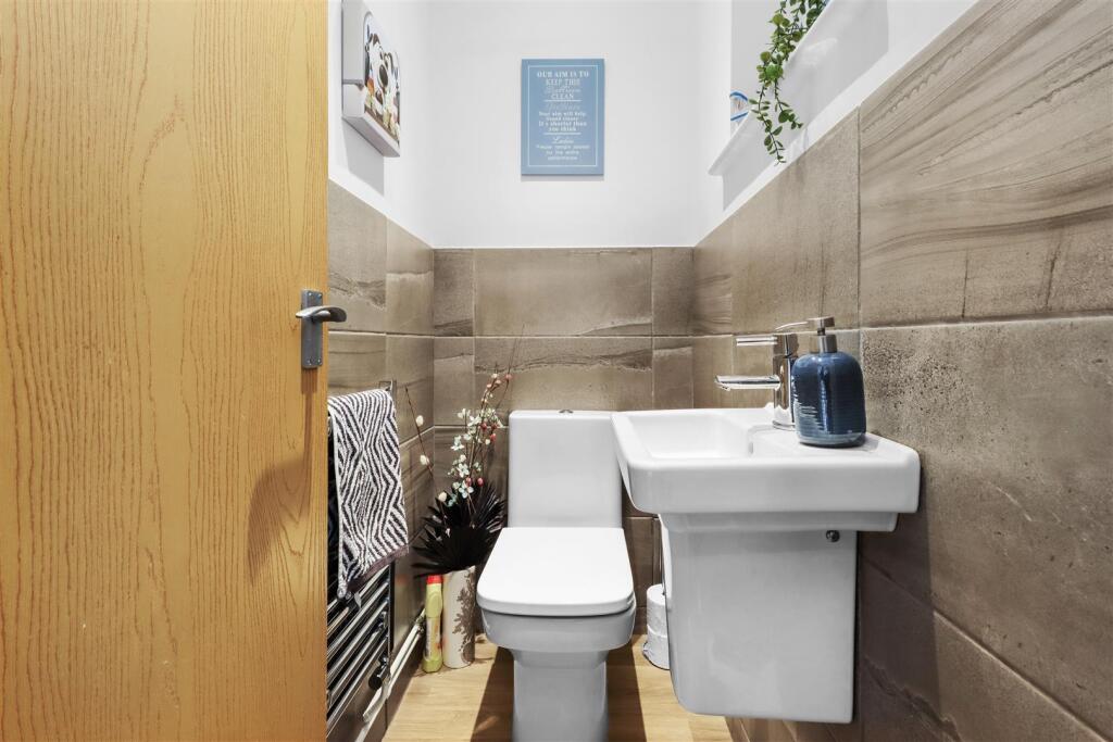 Additional image 18 of Stuart Avenue, Eastbourne