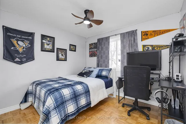 Additional image 23 of 50 Pontiac Crt