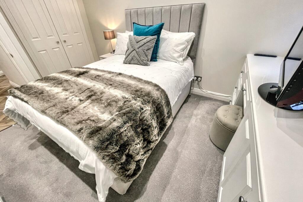 Additional image 27 of East Cliff