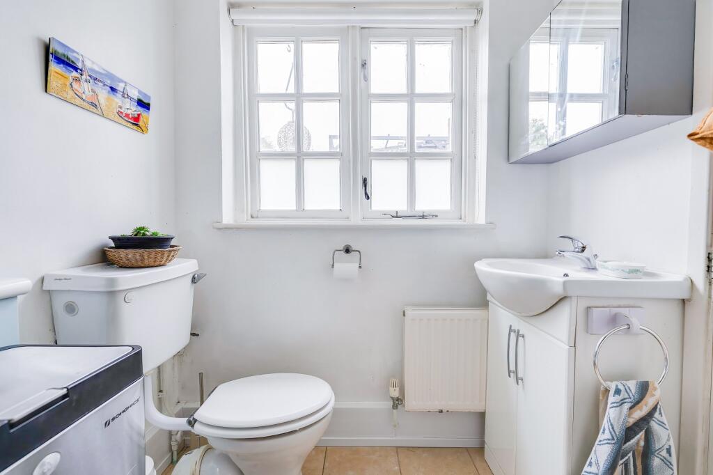 Additional image 18 of Hill Rise, Britway Road, Dinas Powys, The Vale Of Glamorgan CF64 4AF