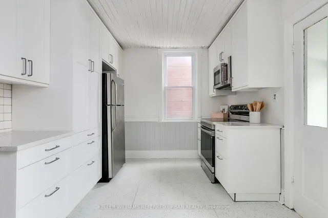 Additional image 15 of 664 Brock Ave