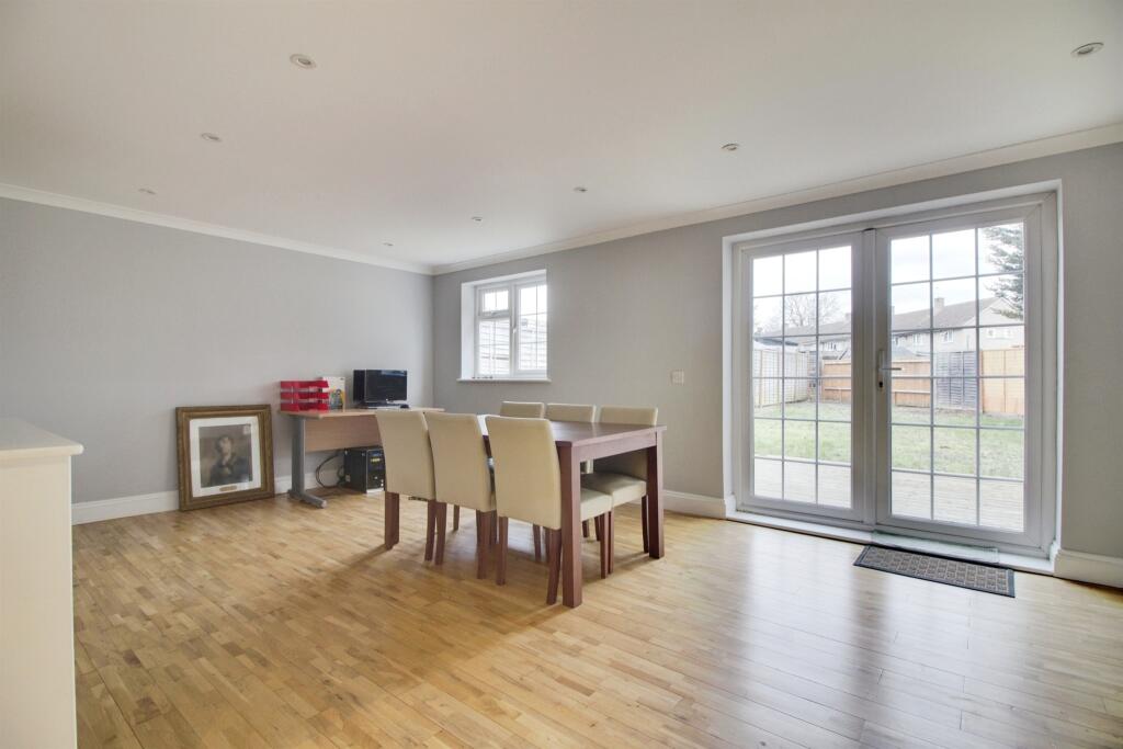 Additional image 4 of Howlands, Welwyn Garden City