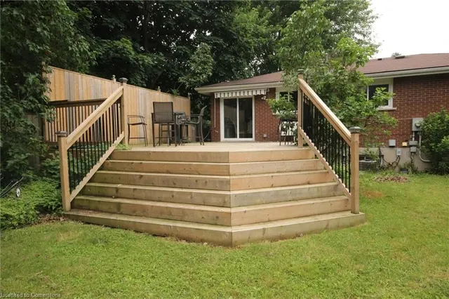 Additional image 43 of 8 Inadale Crt