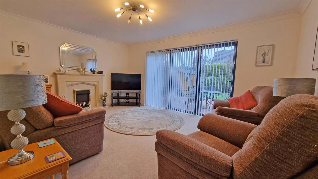 Additional image 3 of Shawhurst Gardens, Hollywood