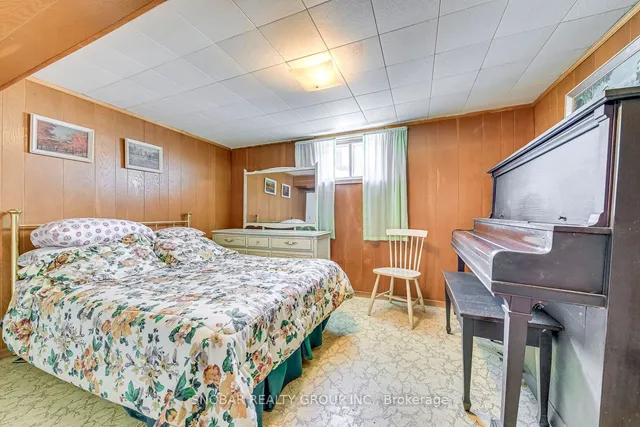 Additional image 16 of 82 Superior Ave