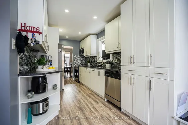 Additional image 4 of 54 Ferri Cres