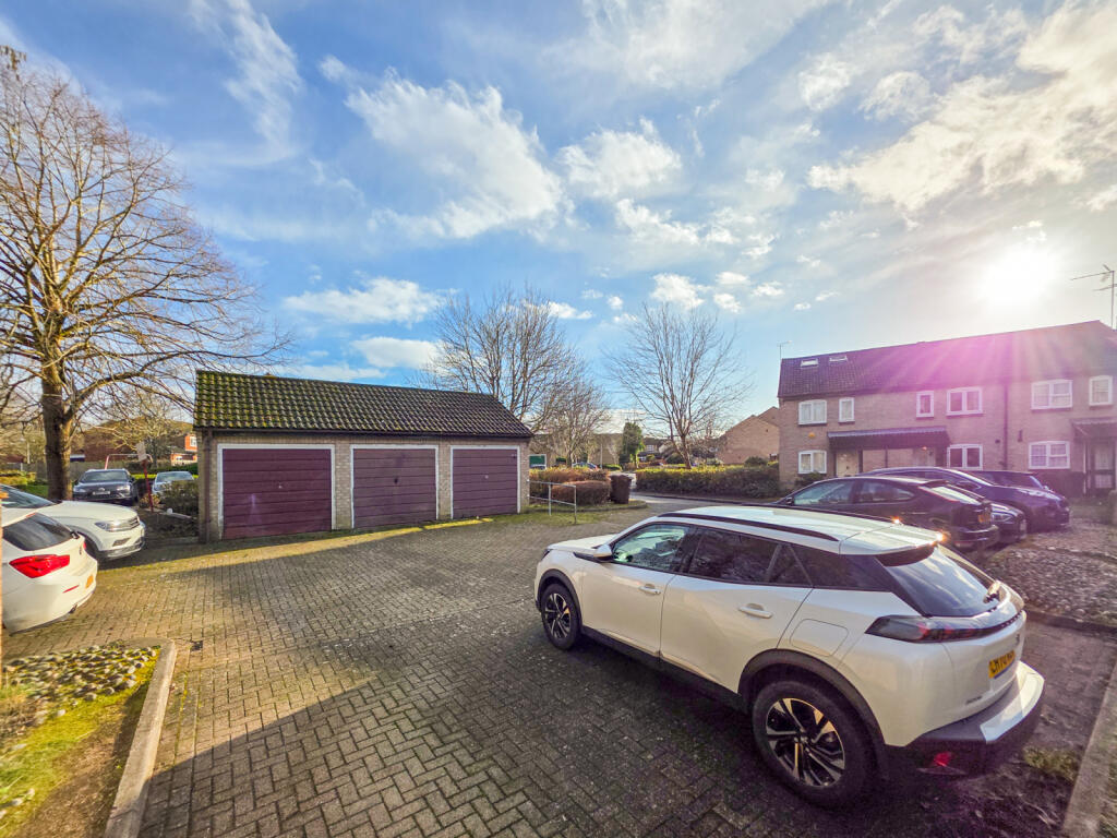 Additional image 4 of Brecken Close, St. Albans, Hertfordshire, AL4