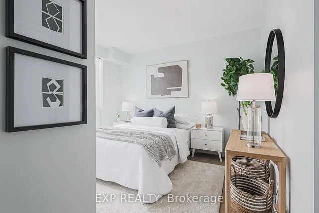 Additional image 4 of 126 Simcoe St Unit 1903