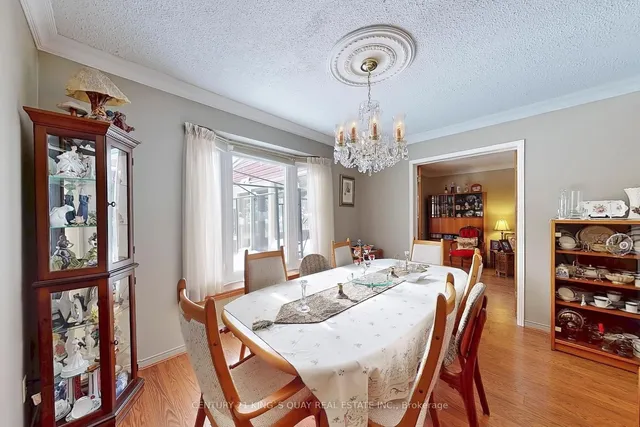 Additional image 8 of 37 Carl Cres