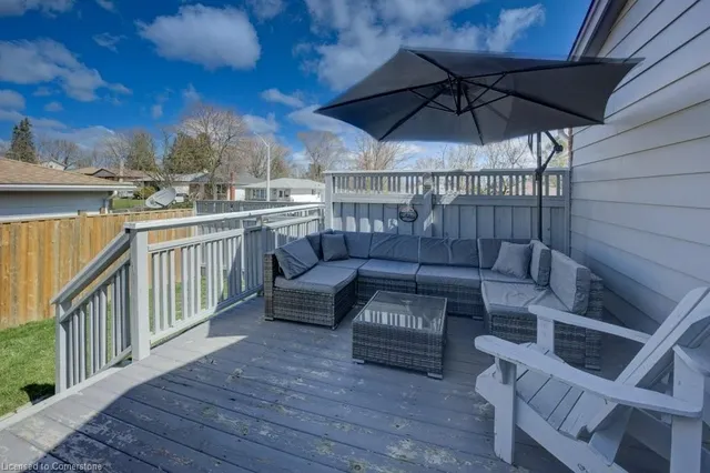 Additional image 35 of 51 Rossford Cres