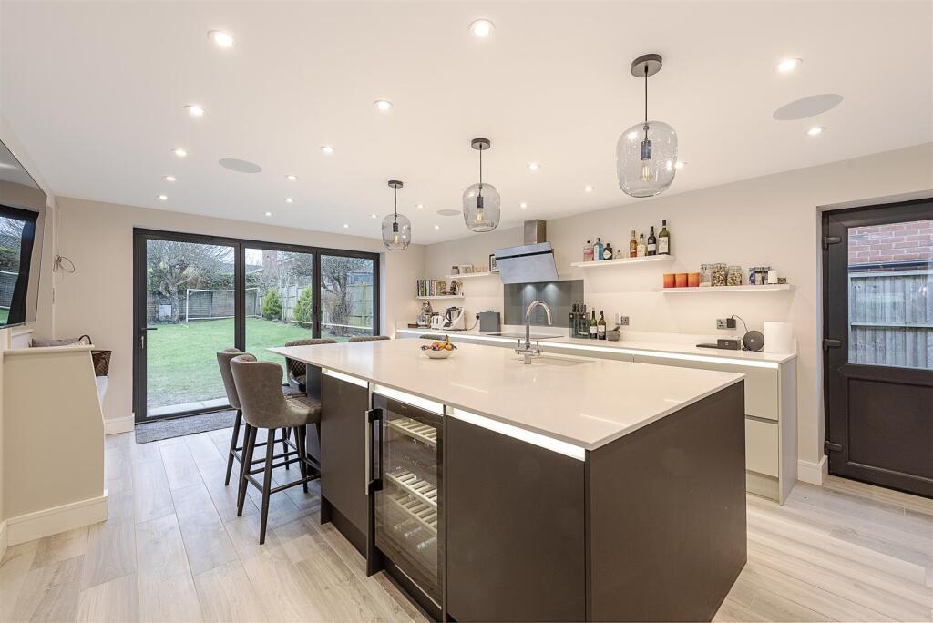 Additional image 13 of Netherfield Road, Harpenden