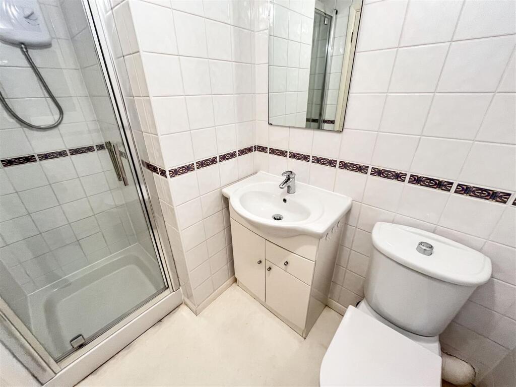 Additional image 11 of Roy King Gardens, Warmley, Bristol