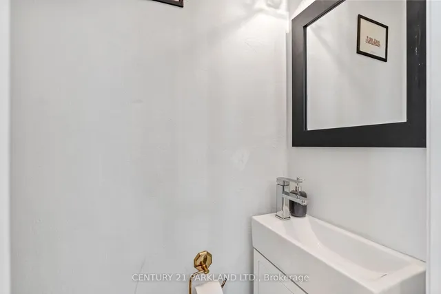 Additional image 10 of 14 Maxim Cres
