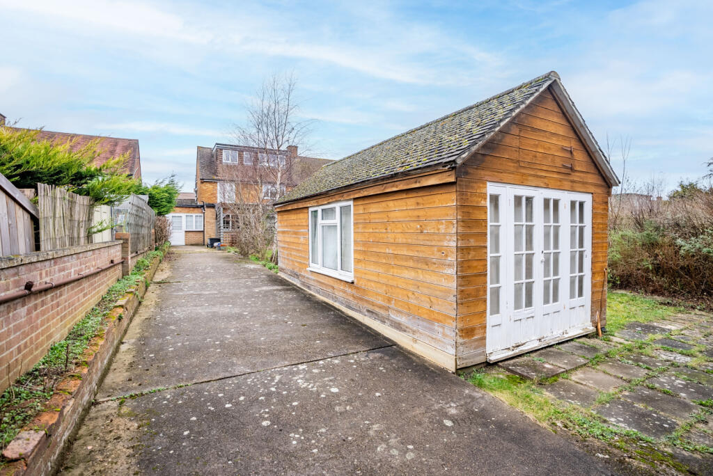 Additional image 15 of Collyer Road, London Colney, St. Albans, Hertfordshire, AL2