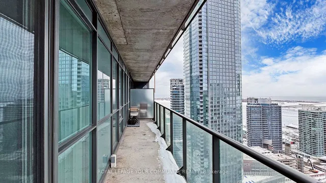 Additional image 31 of 55 Bremner Blvd Unit 3001