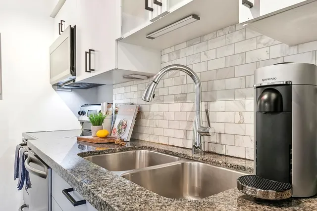 Additional image 24 of 1005 King St Unit 625