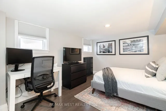 Additional image 28 of 17 Branch Ave