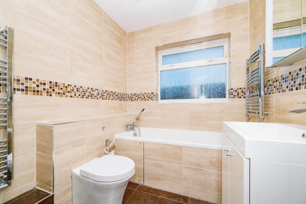 Additional image 13 of Sewell Close, St Albans, AL4