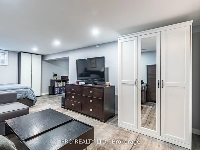 Additional image 17 of 93 Gair Dr