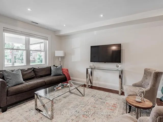 Additional image 4 of 98 Douglas Ave