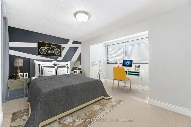 Additional image 31 of 563 Farmstead Dr