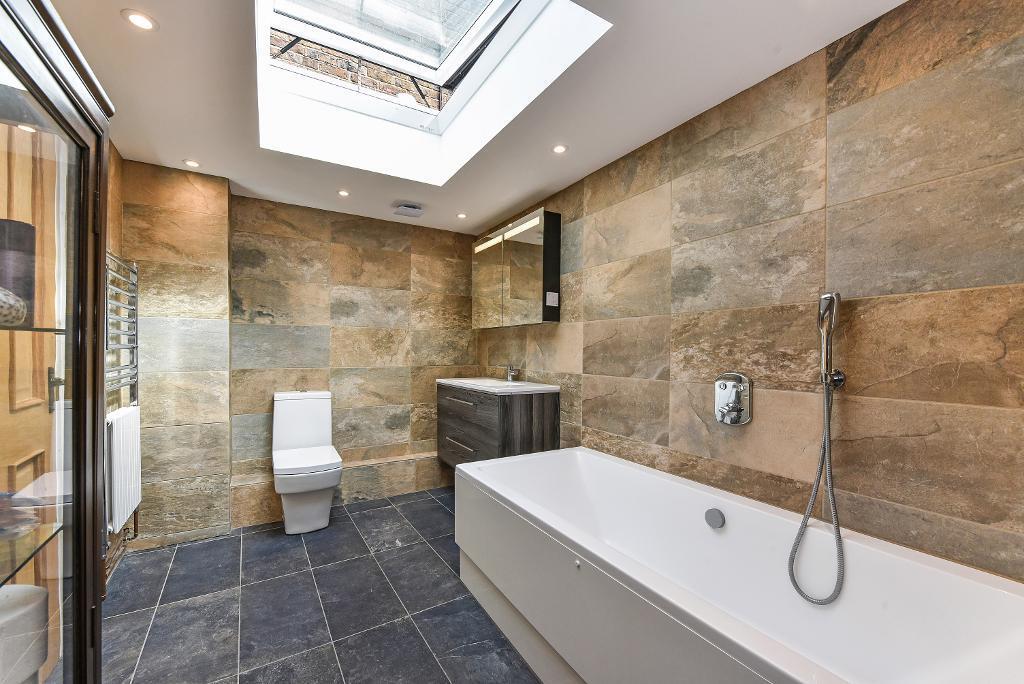 Additional image 17 of Charlton Street, Steyning, BN44 3LE