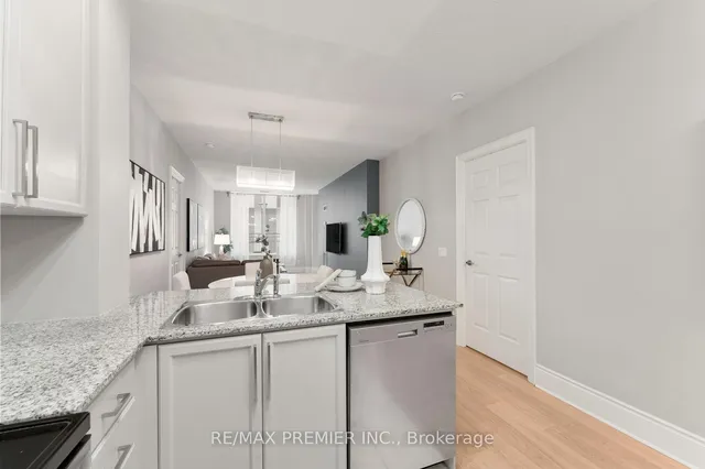 Additional image 7 of 5233 Dundas St Unit 129