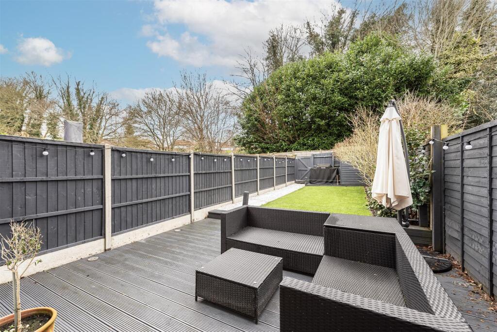 Additional image 11 of Marquis Lane, Harpenden