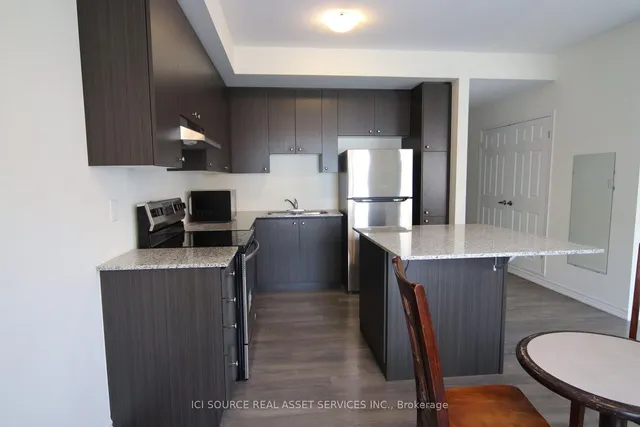 Additional image 7 of 250 Lagerfeld Dr Unit 16