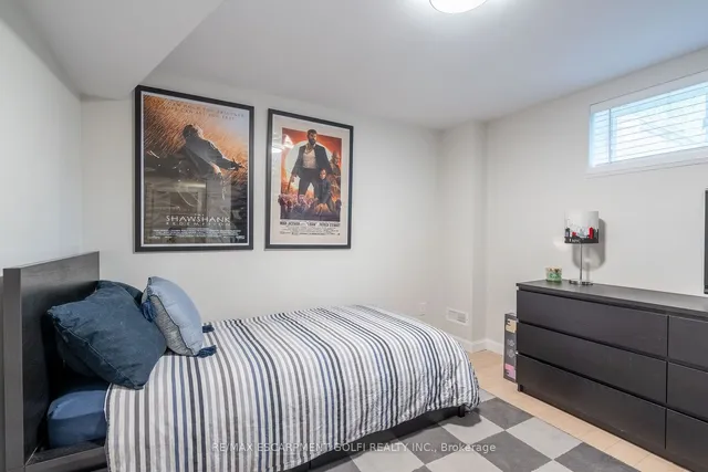 Additional image 27 of 2290 Woodward Ave