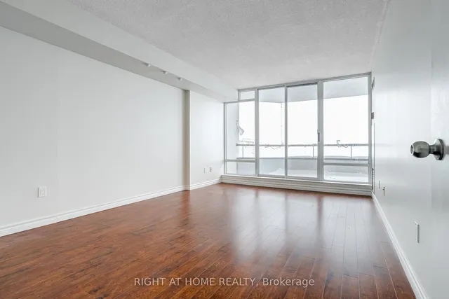 Additional image 15 of 350 Alton Towers Circ Unit 1910