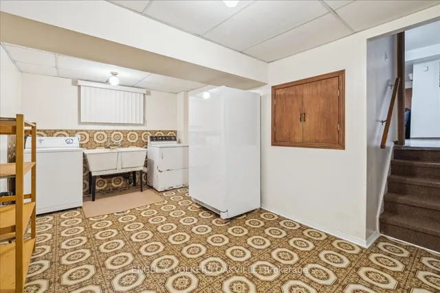 Additional image 29 of 1222 Larny Crt