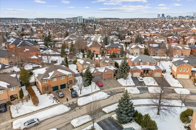 Additional image 32 of 131 Genesee Dr