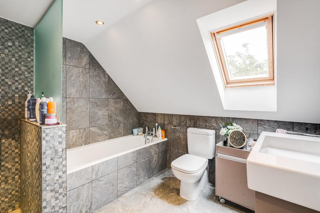 Additional image 22 of Reynards Road, Welwyn, Hertfordshire, AL6