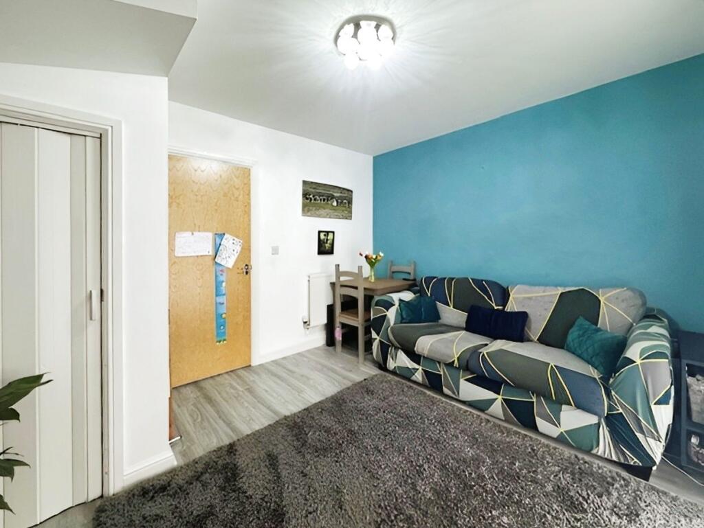 Additional image 7 of Meadowland Close, Caerphilly, CF83 3SB